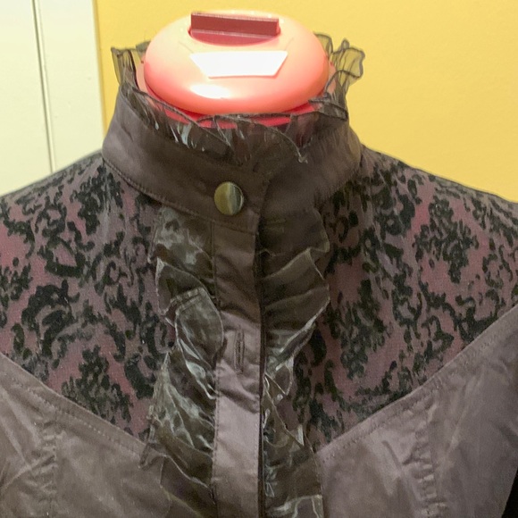 Clocolor Chic Black Ruffled Women's Blouse very Detailed with lace up back - Picture 3 of 16